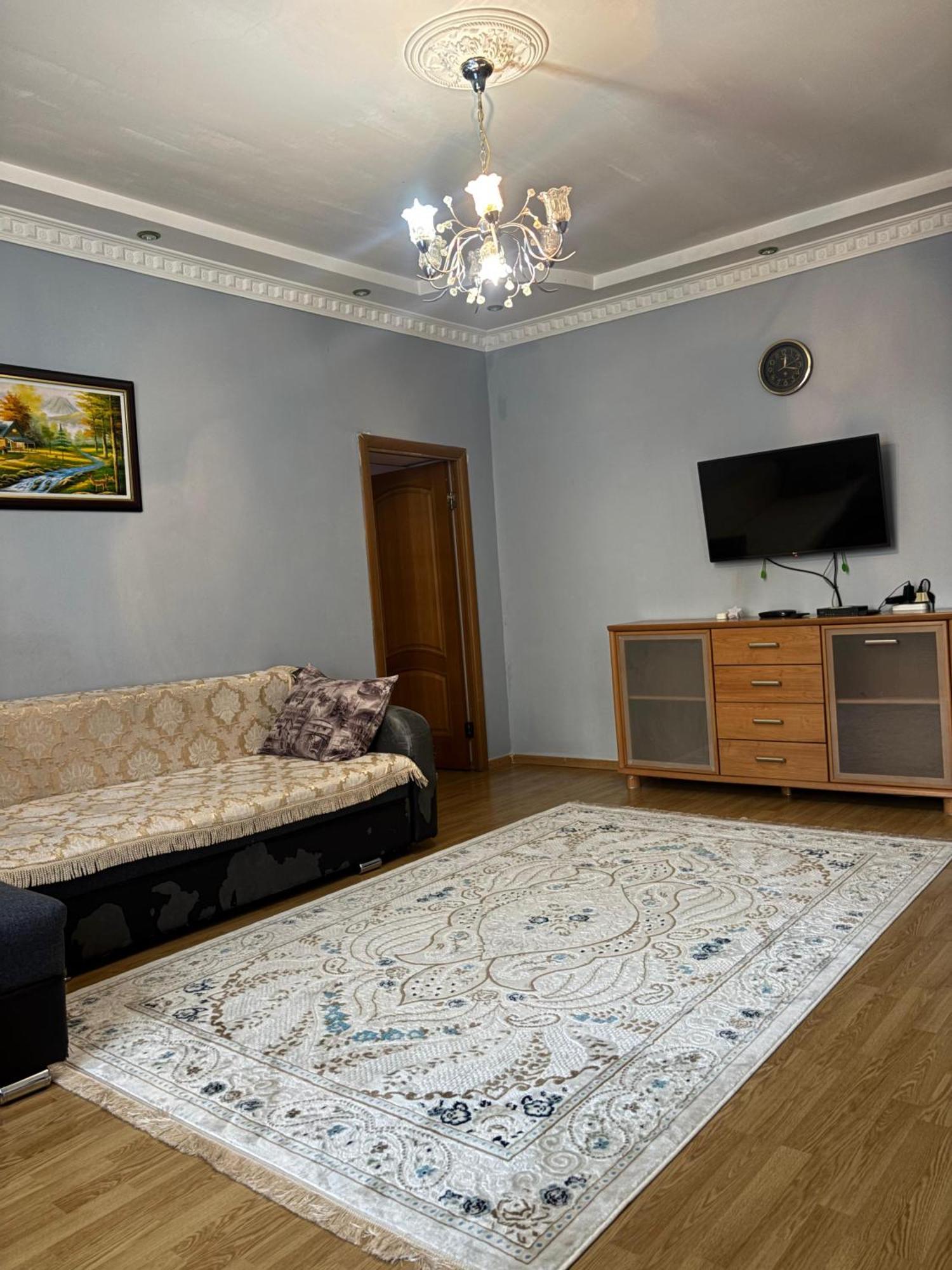 Апартаменты В Центре Города Алматы Exterior foto